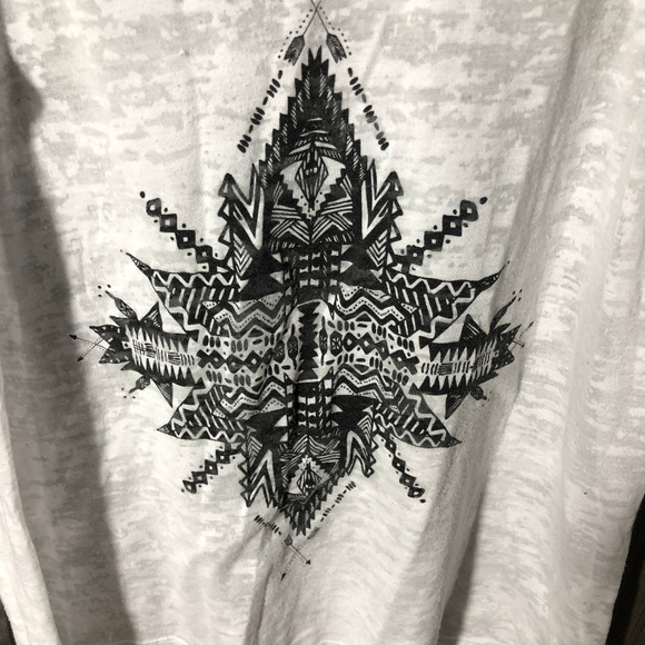 ***Closet Clear Out*** H&M Graphic Tank - Picture 2 of 4